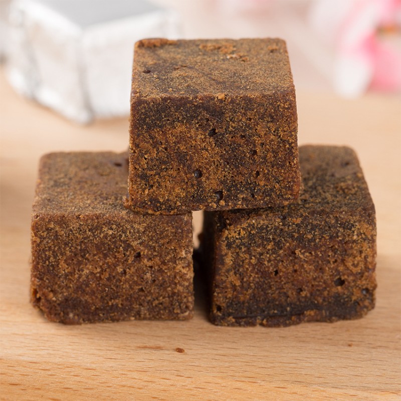 China Sugar Factory Direct Premium Quality Dark Brown Sugar Cube Raw Small Cube with Competitive Price Packaged in Bag