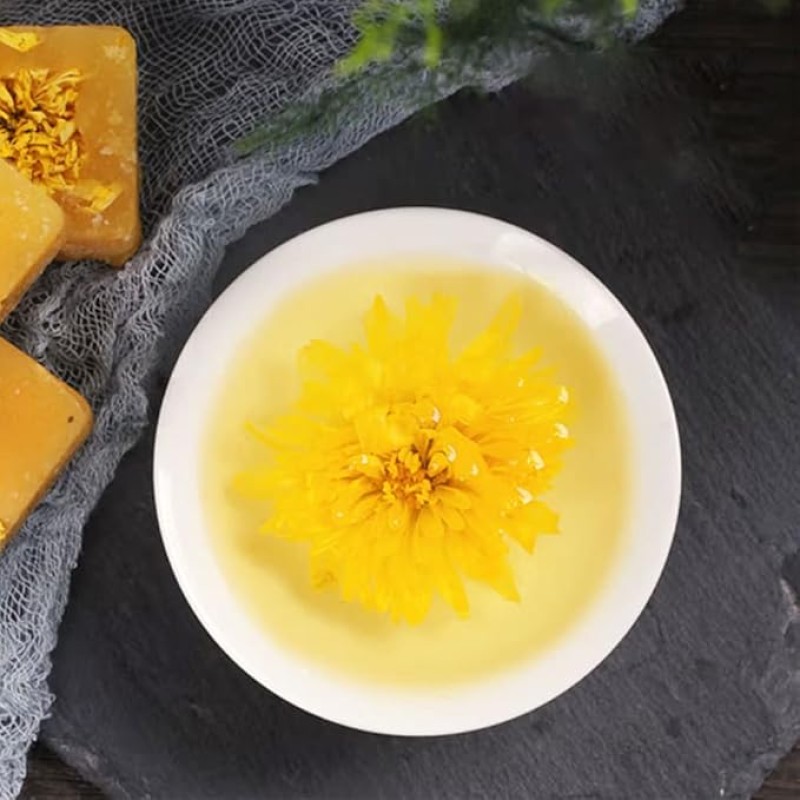 China Factory's Premium Quality Yellow Rock Sugar Liquid Raw Competitive Price Chrysanthemum Rock Sugar Made Cane Packaged Bags