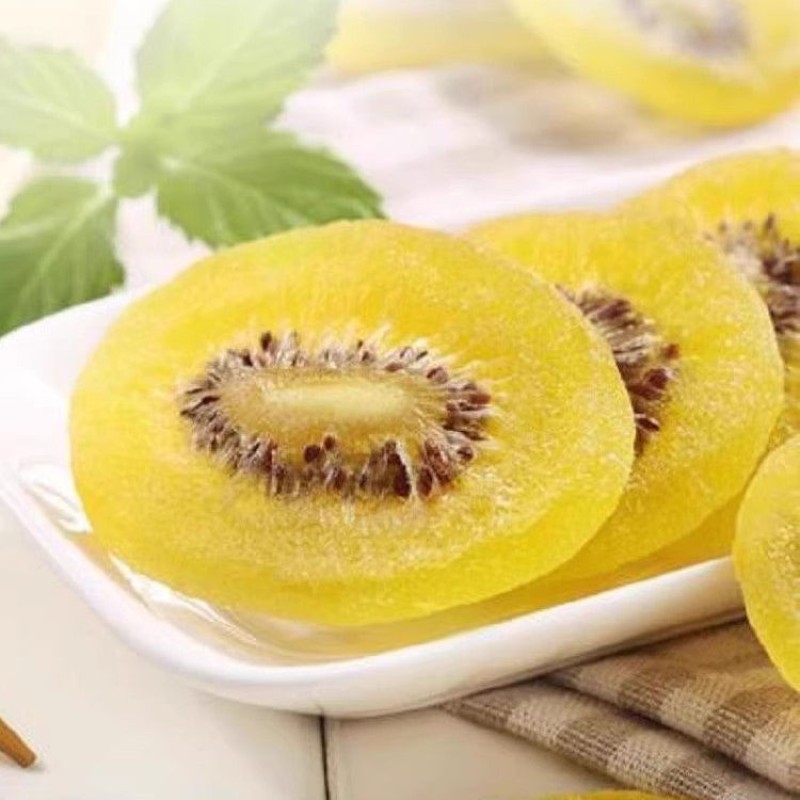 Direct Wholesale of Dried Yellow Kiwi Fruit Slices From Guangxi Preserved in Syrup Hot Sales Bulk Packaging