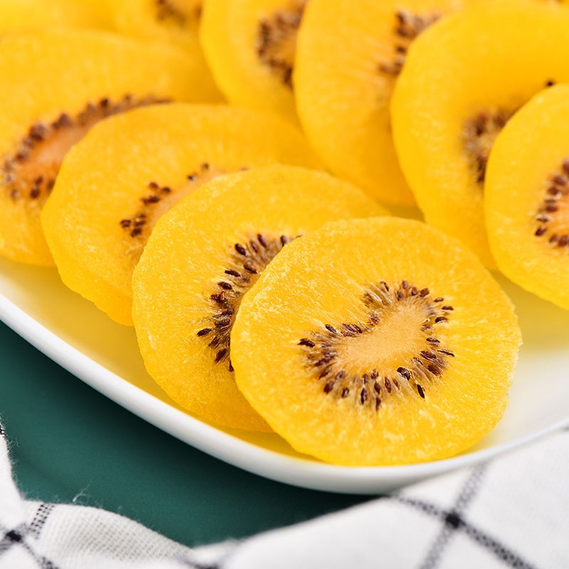 Top Sales Natural Dried Yellow Kiwi Fruit Slices Snack Wonderful Preserved Whole Patterns with Sweet and Sour Taste Great Bulk