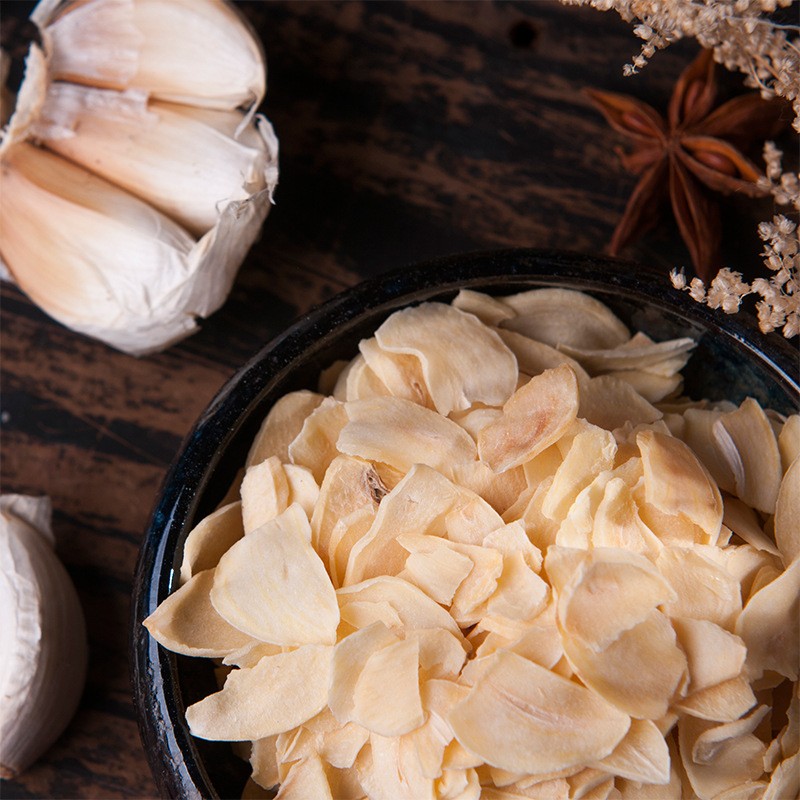 Wholesale Bulk 100% Natural Dehydrated Garlic Slices Custom Packaging Dried Root Seasonings for Food Baked Process
