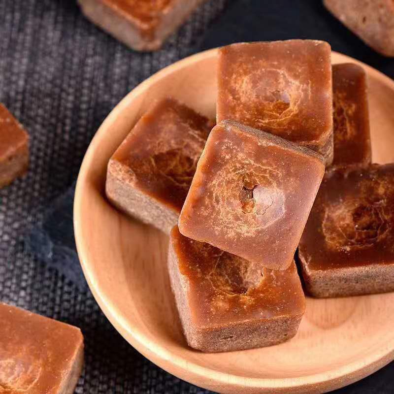 China Sugar Factory Wholesales 100% Pure Dark Brown Sugar Cube Premium Quality Competitive Price Raw Cane Sugar