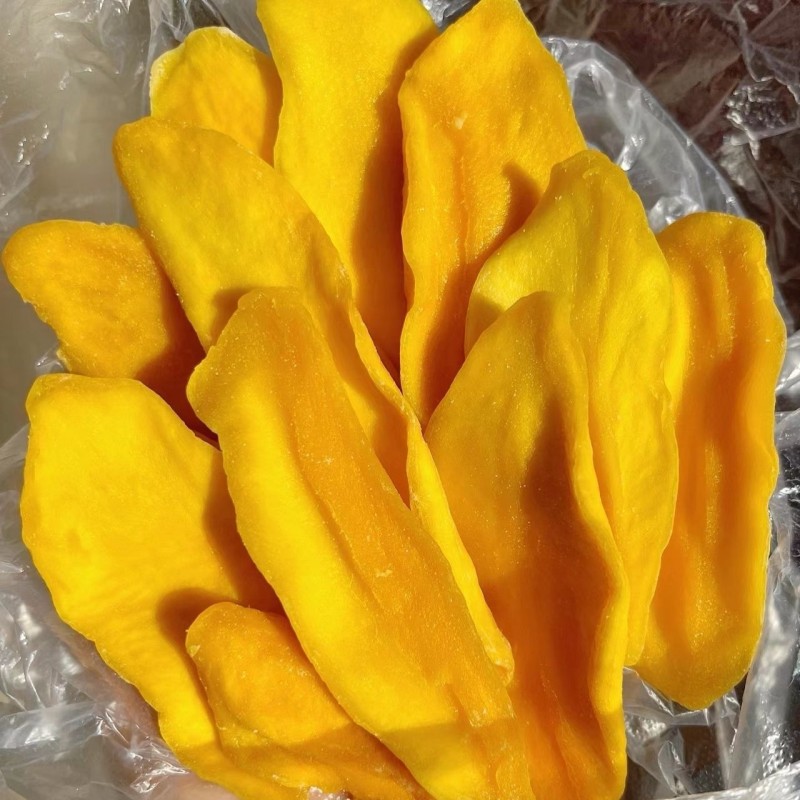 China Source Factory Wholesales Bulk Quantity Sweet Dehydrated mango Chips Whole FD Dried Mongo 100% Natural Dried mango Slices