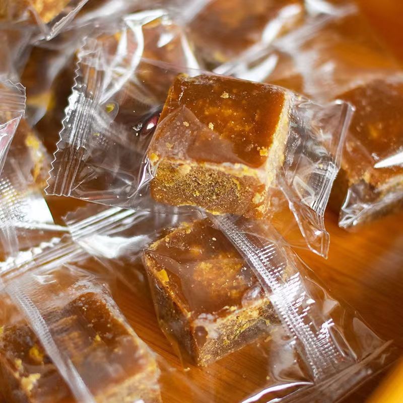 China Sugar Factory Wholesales 100% Pure Dark Brown Sugar Cube Premium Quality Competitive Price Raw Cane Sugar