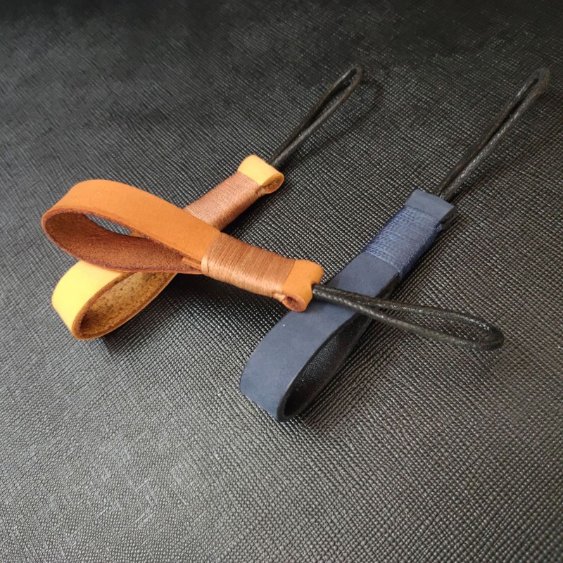 Vegan Leather Supplier - Creative Retro Pendant Keychain