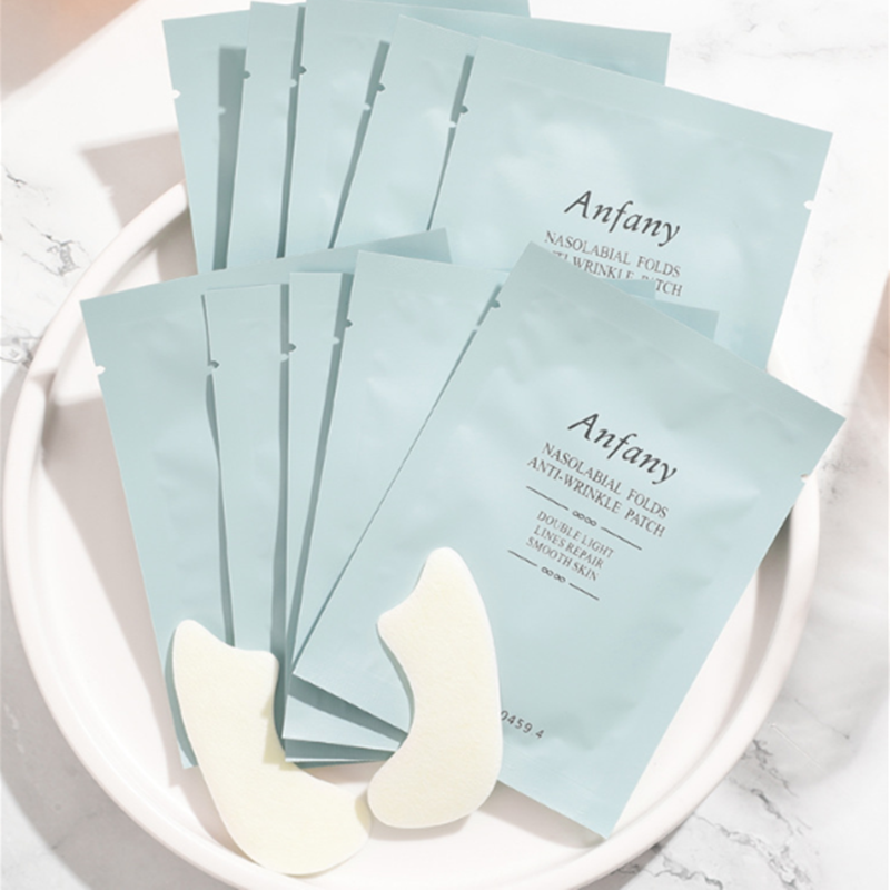 Lip Gloss Manufacturer - Clear Vegan Fruit Flavored