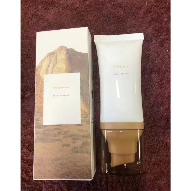 Moisturizing Sunscreen Manufacturer - 50ml SKIN1004 Madagascar Lightweight