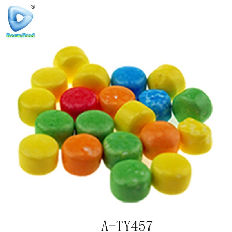 Plastic Plane Toy Supplier - Kids with Candy