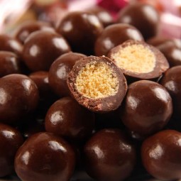 Chocolate Supplier - 60g Freeze Dried Strawberry Milk