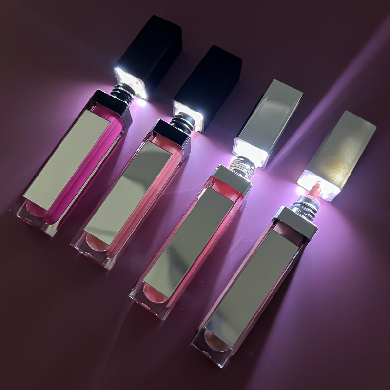 Lip Gloss Tube Factory - LED Light With Mirror Customized Vegan Waterproof