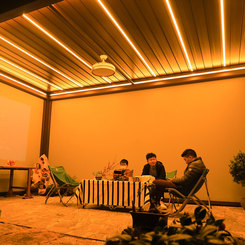 Mirror Supplier - Modern Simple Heart-shaped Glass Mini Dressing