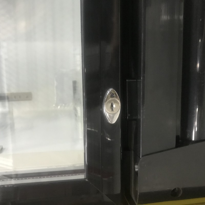 Drink Fridge Manufacturer - 2 Glass Door Beverage