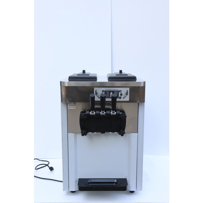 Soft Serve Ice Cream Factory - High Efficiency 3 Flavors Commercial