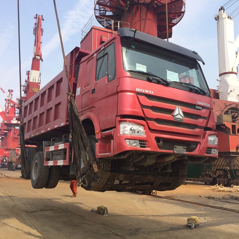 Fuel Tanker Truck Supplier - HOWO 24000L Oil Tanker 24m3