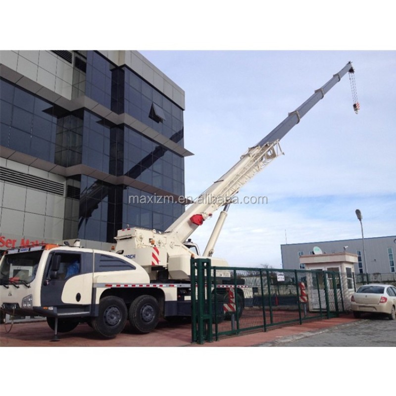 Industrial Crane Manufacturer - Sinomach 25 Ton Truck Crane TTC025G