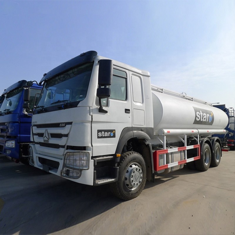 Fuel Tanker Truck Supplier - HOWO 24000L Oil Tanker 24m3