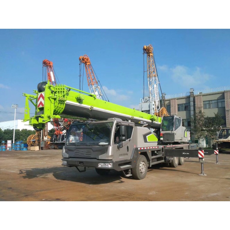 Truck Crane Supplier - 55T All-terrain Mobile ZTC550H552