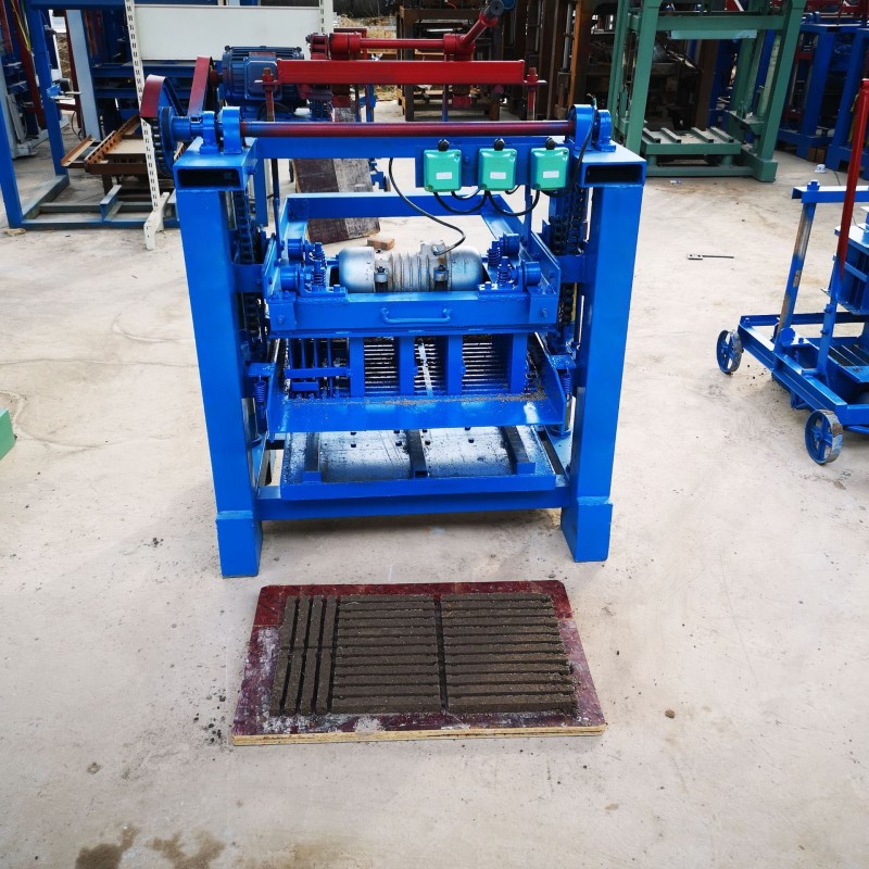 Cement Block Machine Manufacturer - QTJ4-40 Cement Block Making Concrete