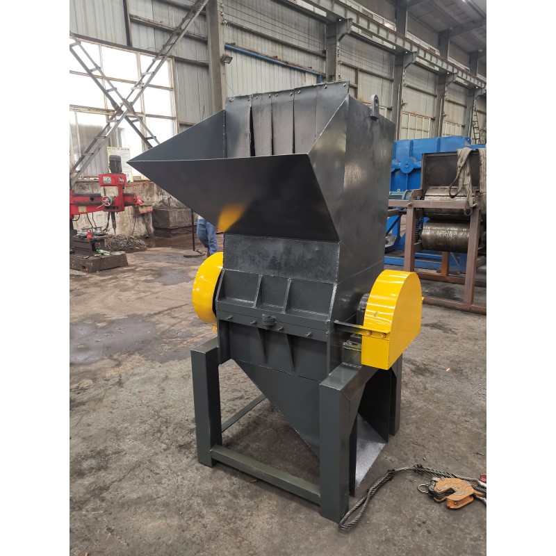 Pet Crusher Factory - Professional Bottles Crusher Self-pressed PET Juice