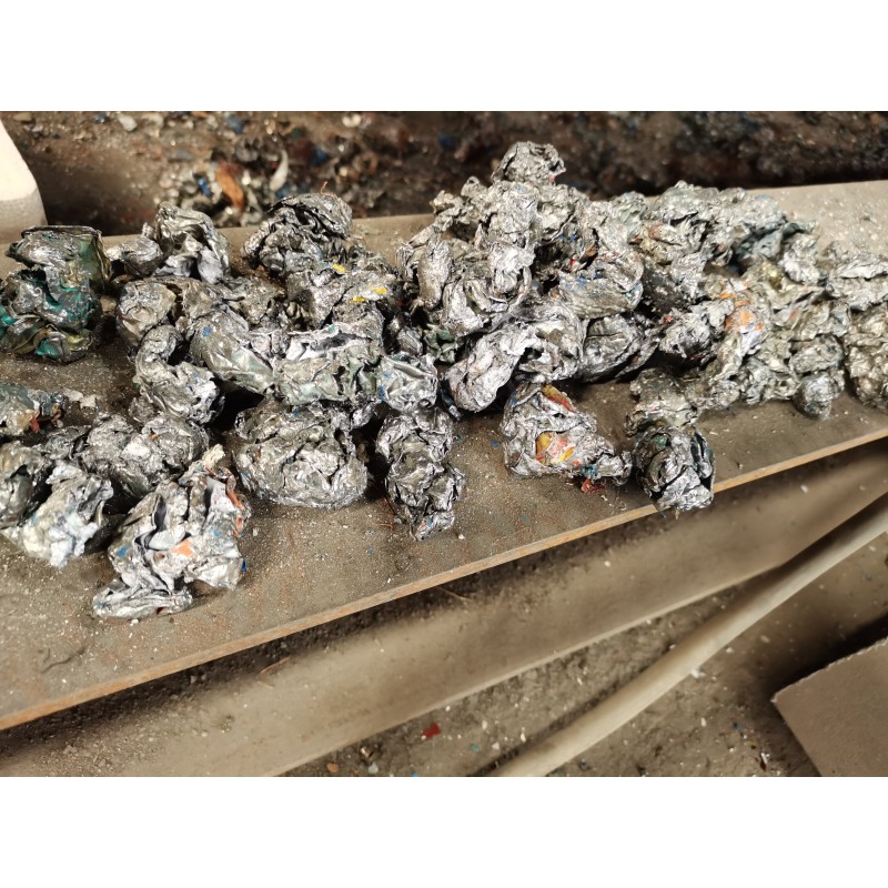 Mobile Crusher Supplier - Low Consumption Small Mobile Type Metal Crusher