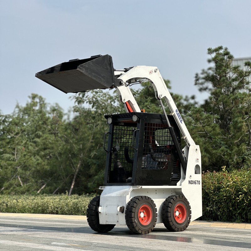 Skid Steer Loader Manufacturer - Cabin Skid Steer 1300kg Kubota Engine