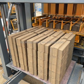 Earth Brick Machine Factory - FL200T Machine Brique Terre Stabilisee 200 Tonnes