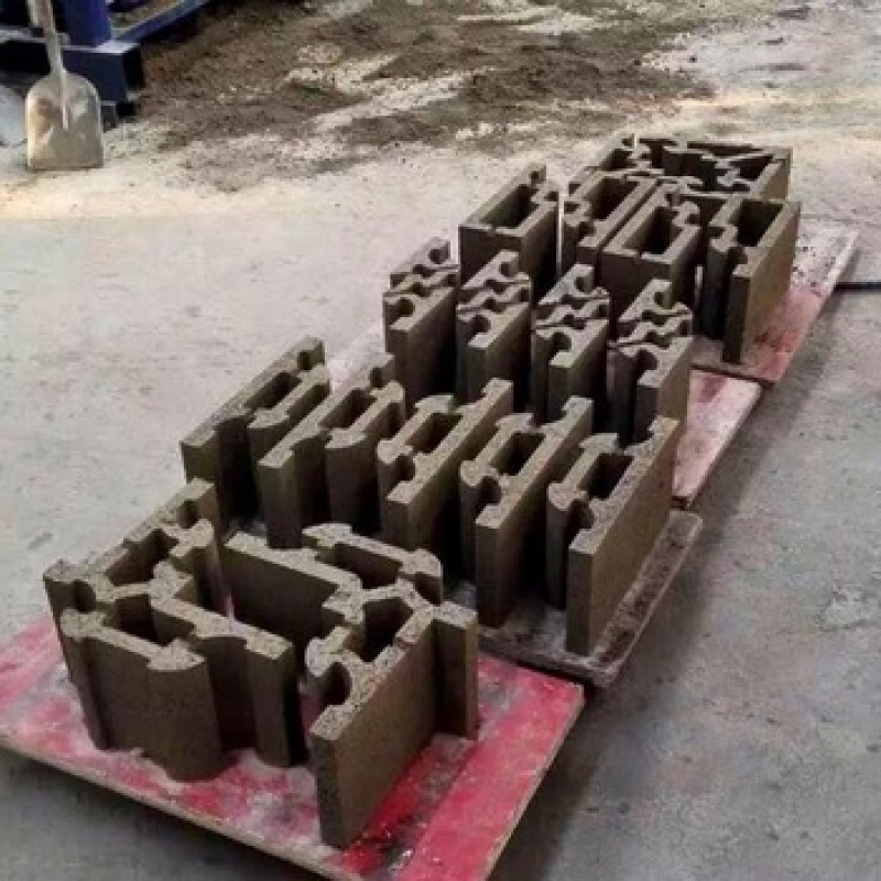 Paver Making Machine Manufacturer - Concrete Paver TERAZA Interlocking QT4-16