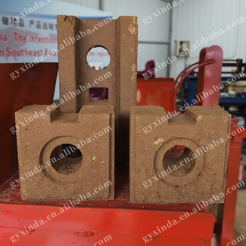 Brick Making Machine Manufacturer - Manual Compressed Earth