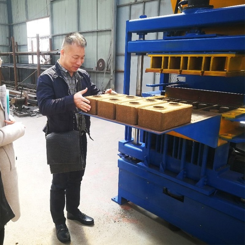 Compressed Earth Machine Factory - WT4-10 Compressed Earth Block Making