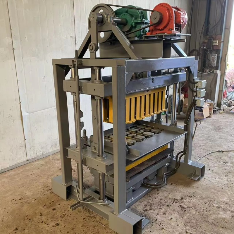 Easy Operation Block Machine Supplier - Easy Operation Vibration Moulding QT4-40