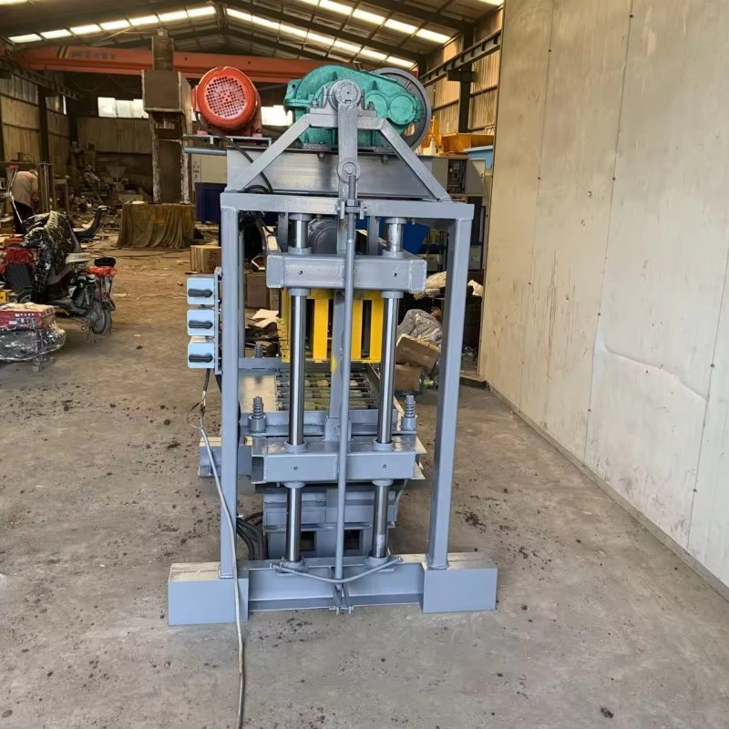 Easy Operation Block Machine Supplier - Easy Operation Vibration Moulding QT4-40