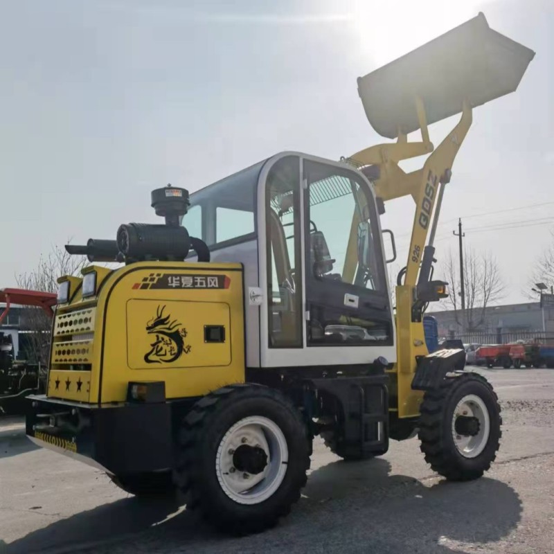 Mini Wheel Loader Supplier - 4WD Diesel Engine Fork Pallets Spikes Attachments