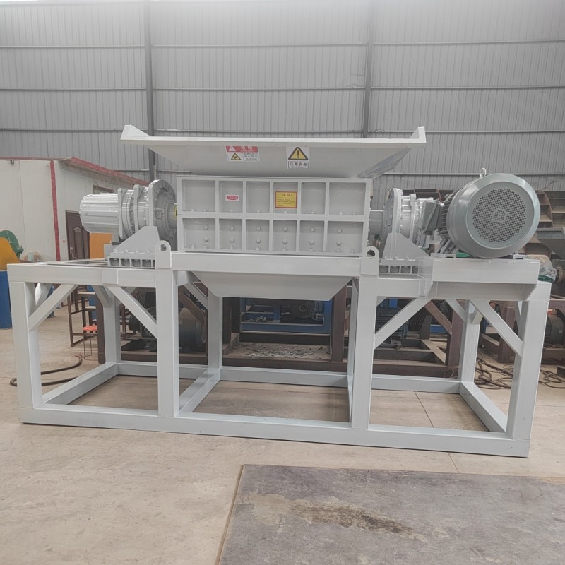 Tire Shredding Machine Factory - Electronic Waste PCB Tire Shredding Powerful Motor