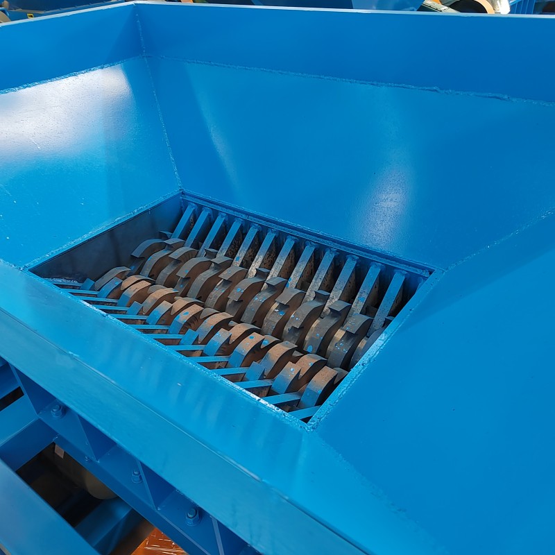 Shredding Machine Supplier - Model 800 Enhanced Performance Double Shaft