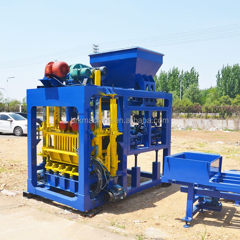 Concrete Block Machine Manufacturer - QT4-28 Low Cost
