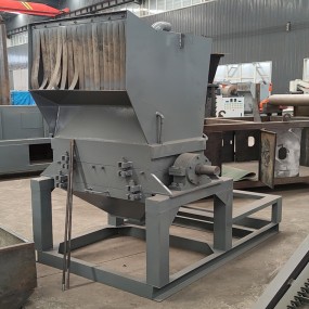 Double Shaft Shredder Supplier - Low Price Double Shaft Rubber Recycling Scrap