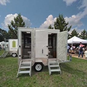 Restroom Trailer Manufacturer - Luxury Mobile Toilet