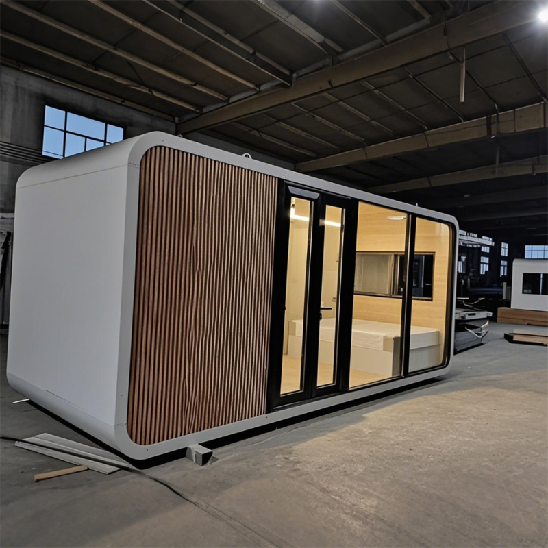 Steel House Factory - Small Sized Apple Cabin Independent Residence