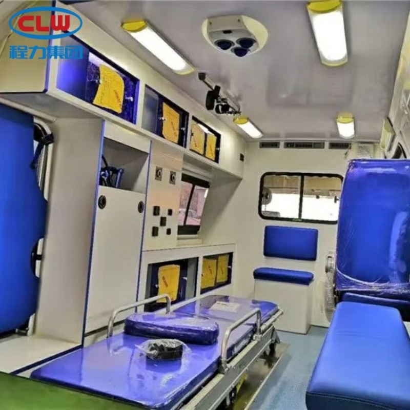 Ambulance Factory - Custom 4x2 Five Seats Monitoring Ambulance