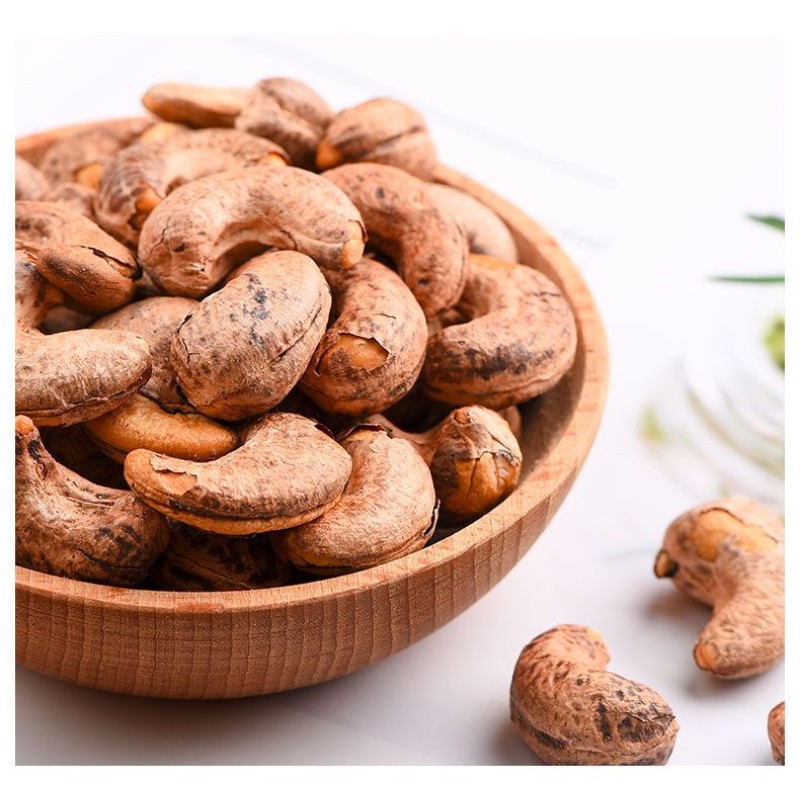 Manufacturer Direct Roasted Salt Cashews High Quality Natural Healthy Snacks Baked Salted Peanut Varieties Bulk Packaging