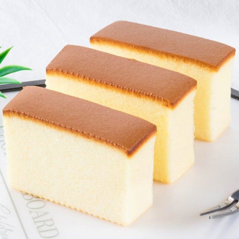 AJI Sponge Cake Aji Cake Flavored With Honey and Yogurt Weight 260 Grams AJI Castella Cake