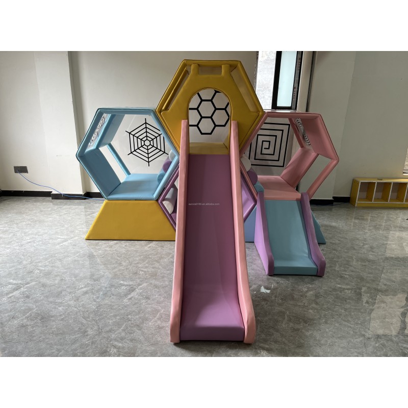 Soft Play Equipment Manufacturer - Hot Sale Honeycomb with Slide