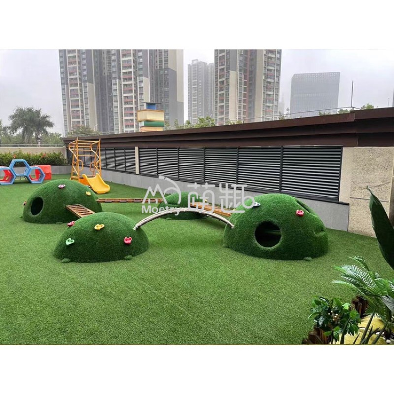 Play Mounds Supplier - Moetry Grass on Mounds Tunnel Slide Natural