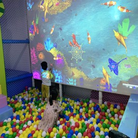 Projection System Manufacturer - 3D Interactive Wall Touch Software