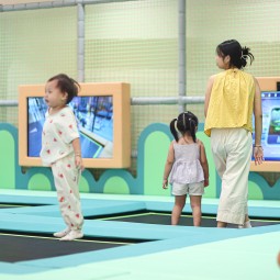 Jumping Park Equipment Supplier - 2025 Customization Climbing Wall Trampoline