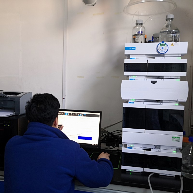 Best Price Vitamin Premixes for Poultry Feed Additive Powder Appearance for Chickens Pigs Cattle