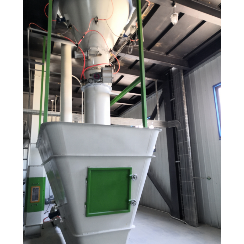 Premix Mineral Growth Booster Dried Powder for Piglet Nutrition Essential Animal Feed Supplement for Cattle Bag Packaging