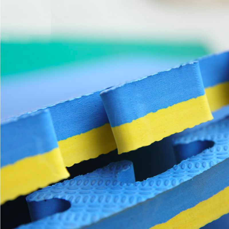 Chiavari Chair Manufacturer - Factory Hot Selling Gold Resin Chiavari