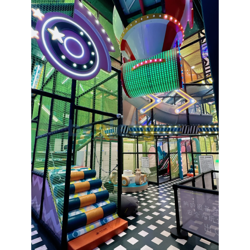 Large Trampoline Manufacturer - Large Trampoline Ball Pool Indoor