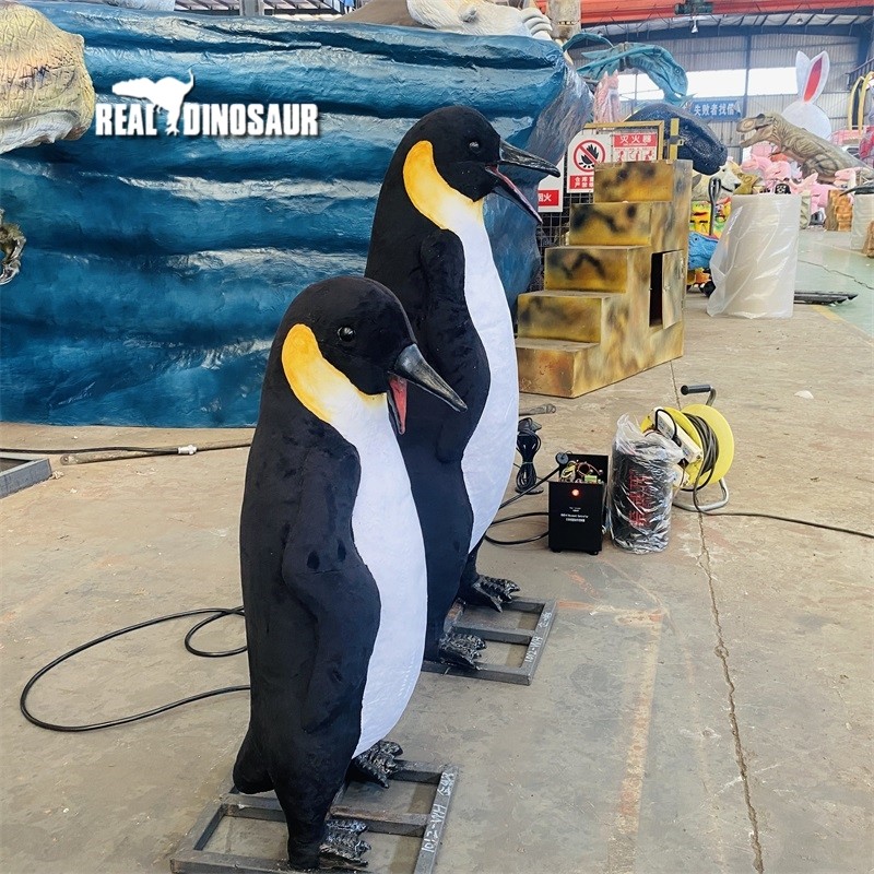 Animatronic Penguin Manufacturer - Life Size Animated Animal Models